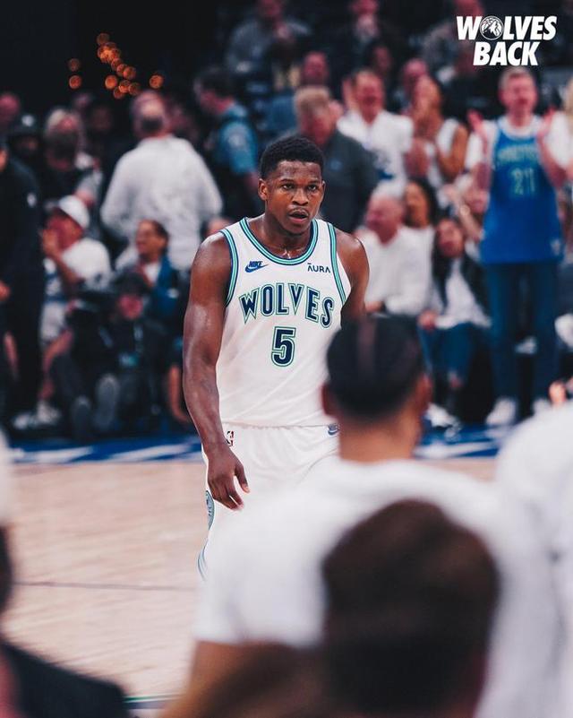 九游官方-密尔沃基食人魔