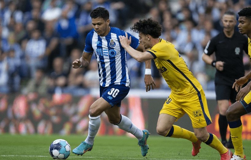 中超山东泰山队上海海港比赛视频直播