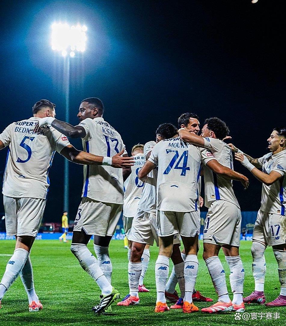 火箭雷霆保罗最后防守