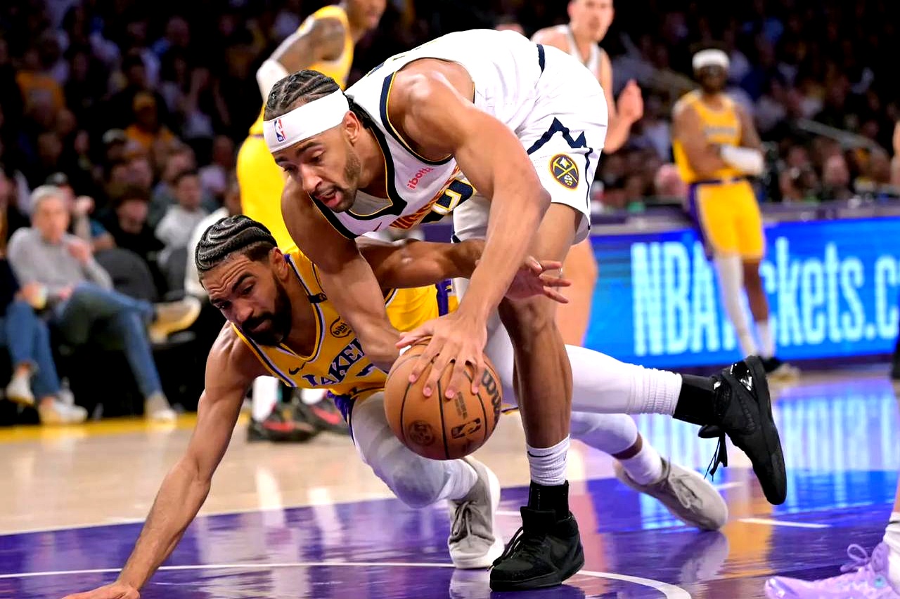 伦纳德顶薪联手詹姆斯