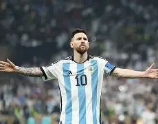 意甲联赛谁将夺得金靴奖?球员表现抢眼视频